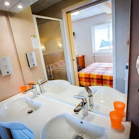 Otel Logis Belle Vue Les Ancizes-Comps