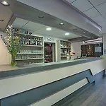 Logis Belle Vue Hotel 3*