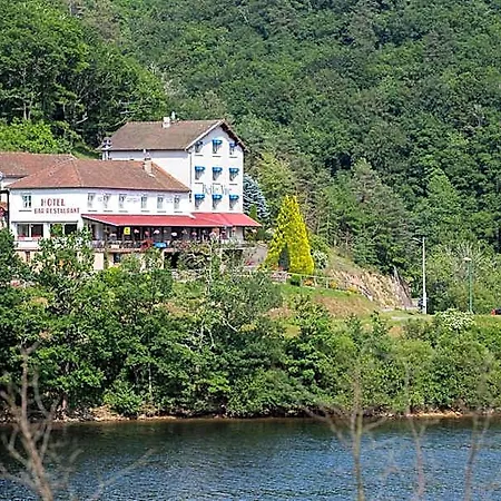 Logis Belle Vue Hotel 3*