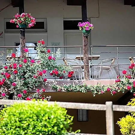 Logis Belle Vue Hotel Les Ancizes-Comps