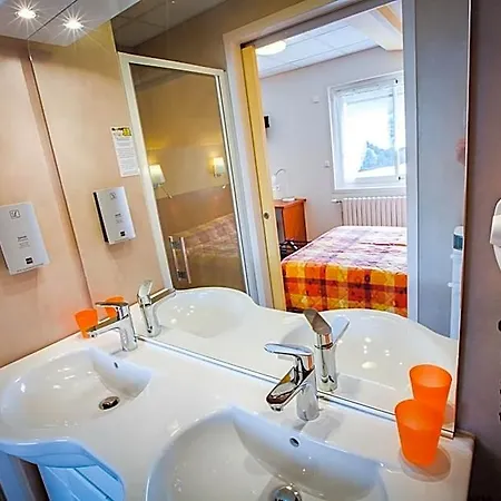 Hotel Logis Belle Vue 3*