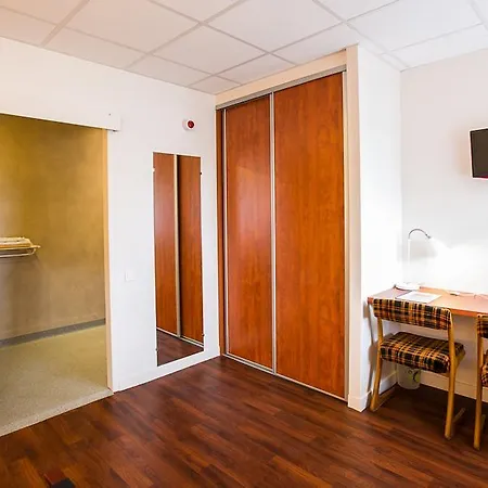 Hotel Logis Belle Vue 3*