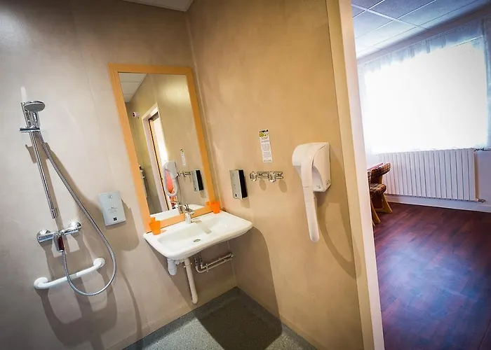 Logis Belle Vue فندق