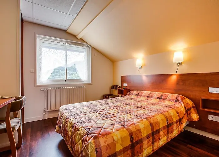 Hotel Belle Vue Les Ancizes-Comps